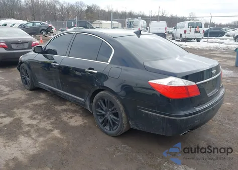2009 Hyundai Genesis 4.6 z USA, uszkodzony, nr VIN KMHGC46F99U068226